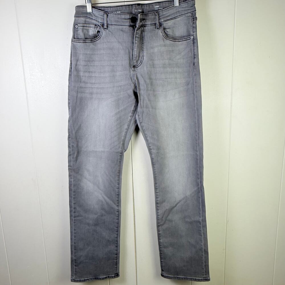 DL1961‎ Avery mens Modern Straight Jeans gray jeans size 36 Fading whiskering.